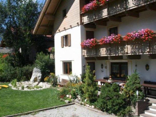 Burgblick Hotel San Lorenzo di Sebato Bagian luar foto